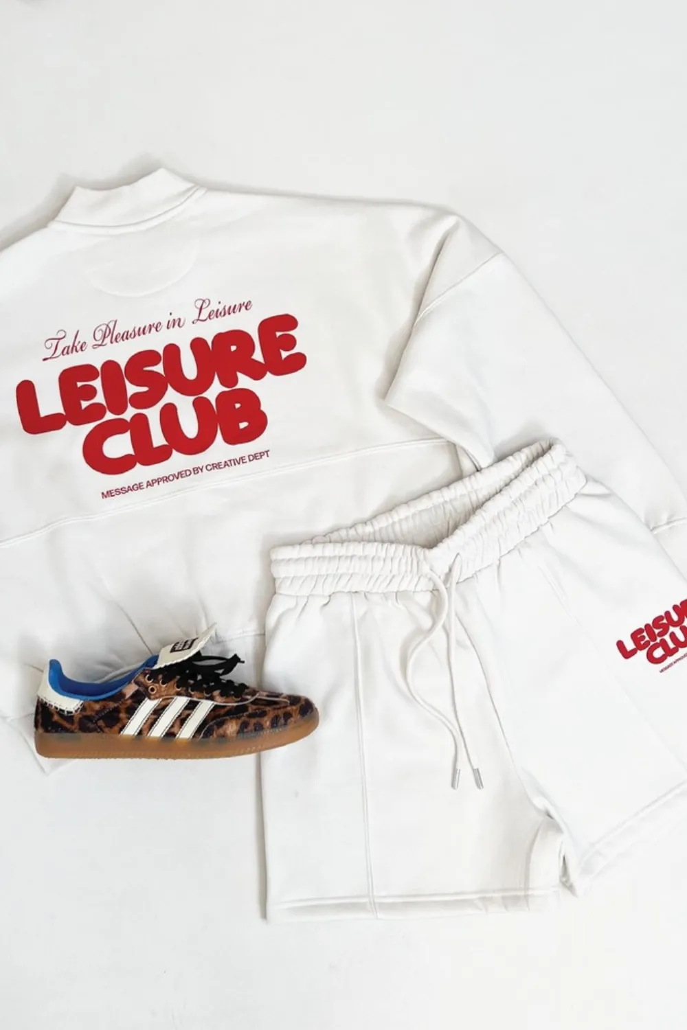 Leisure club white printed bomber jacket shorts