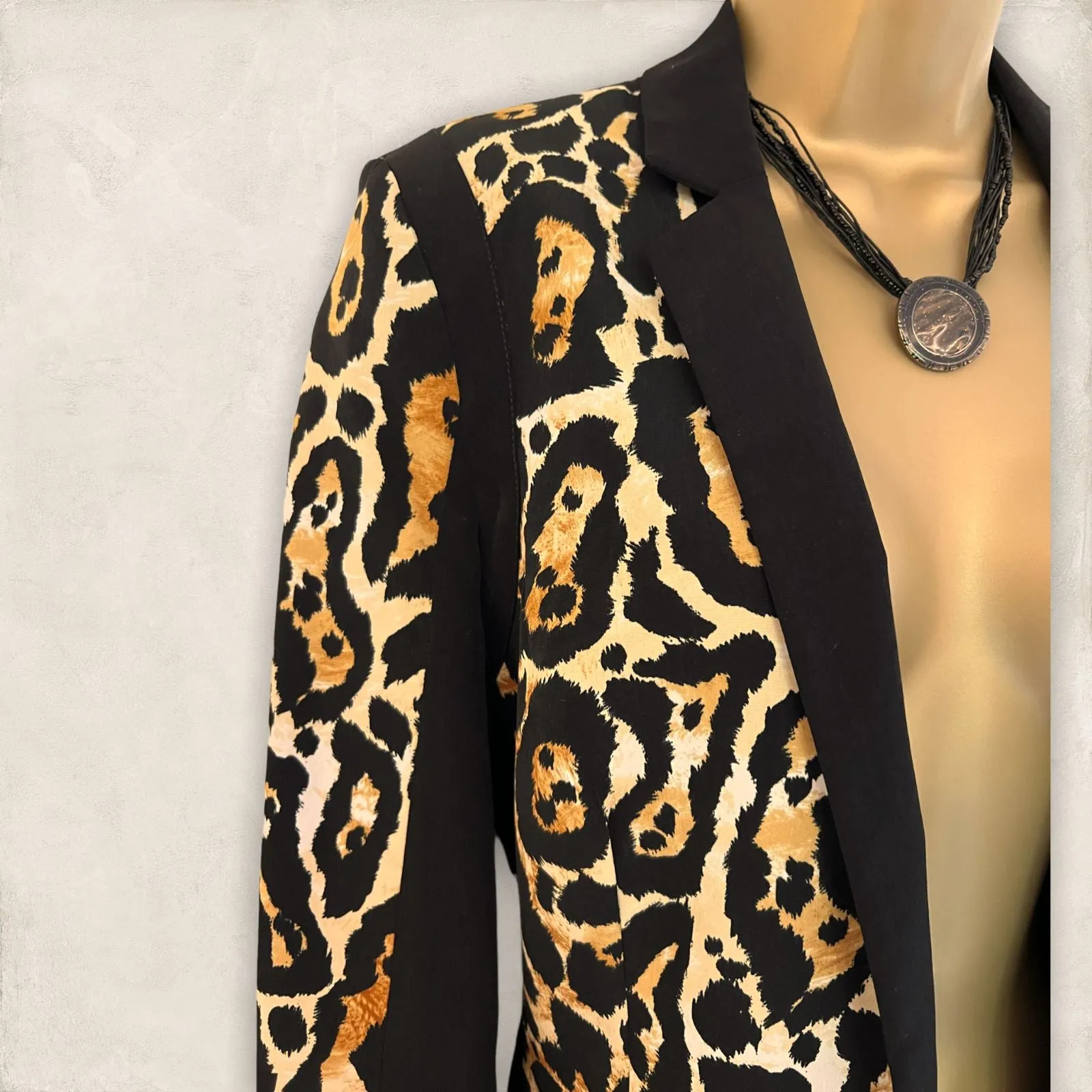 LIMITED EDITION Black Animal Print Open Jacket UK 10 US 6 EU 38