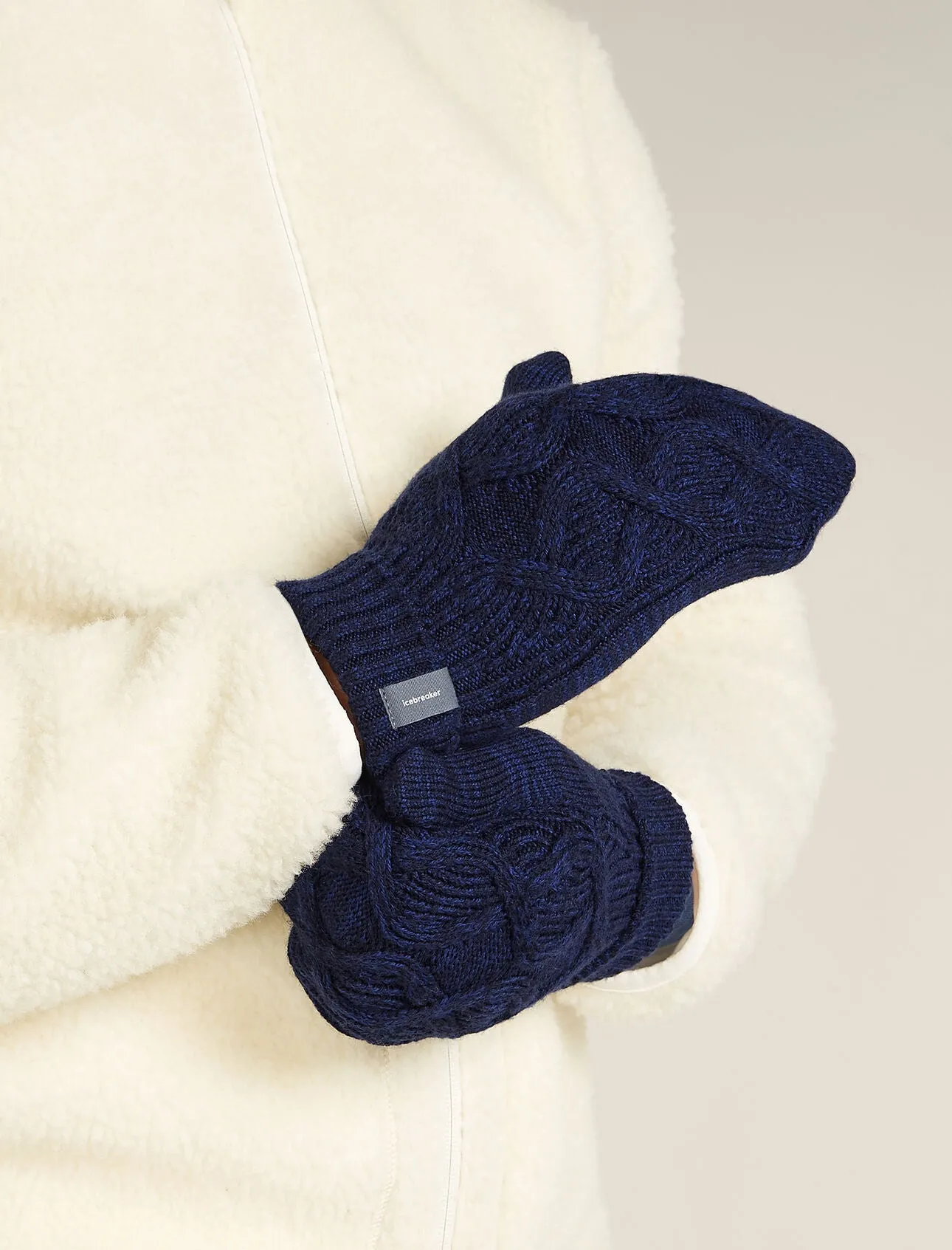 Merino Cable Knit Mittens - Women's